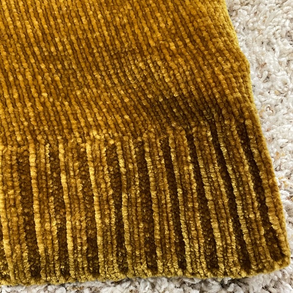 Mustard forever 21 sweater - Picture 2 of 3